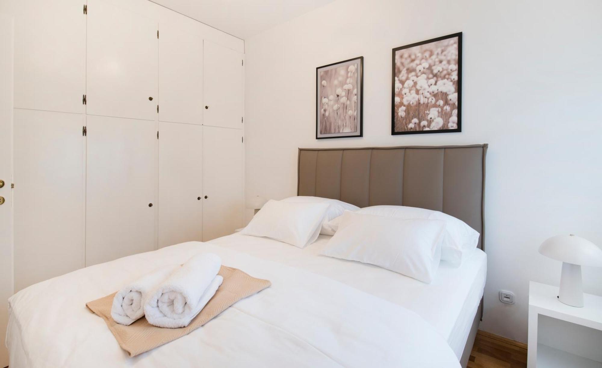 Palm Tree Superior - Specially Designed Three-room - Location Right Next To The And The Center - Beautiful Terrace Appartement